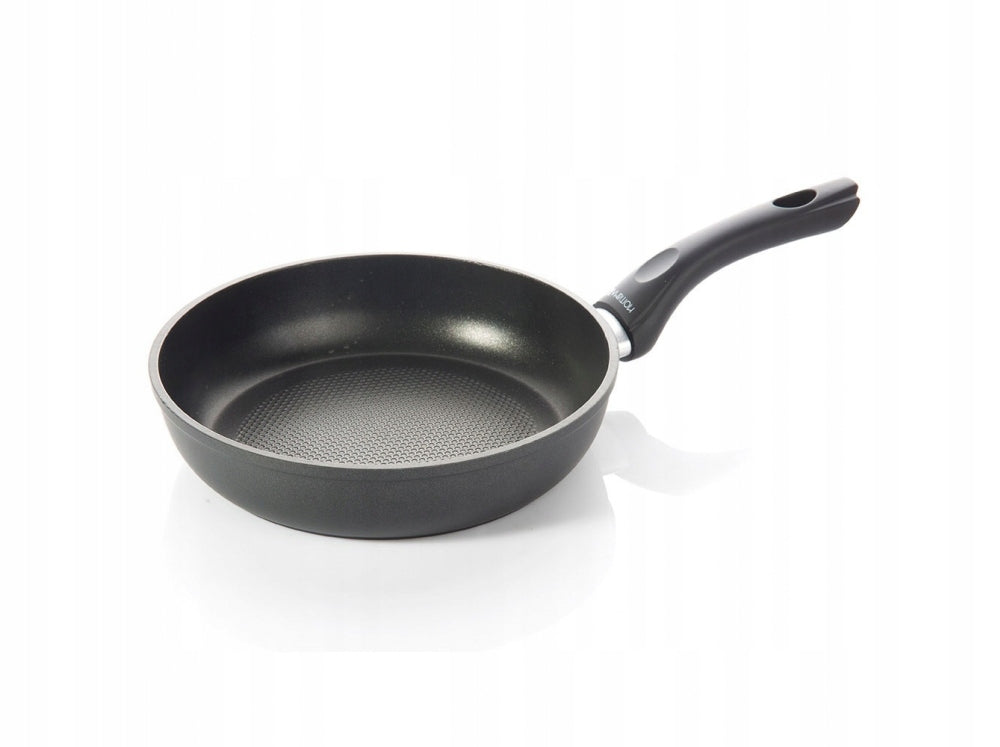 Patelnia tradycyjna Ambition Magnat 22 cm non-stick (nieprzywierająca)