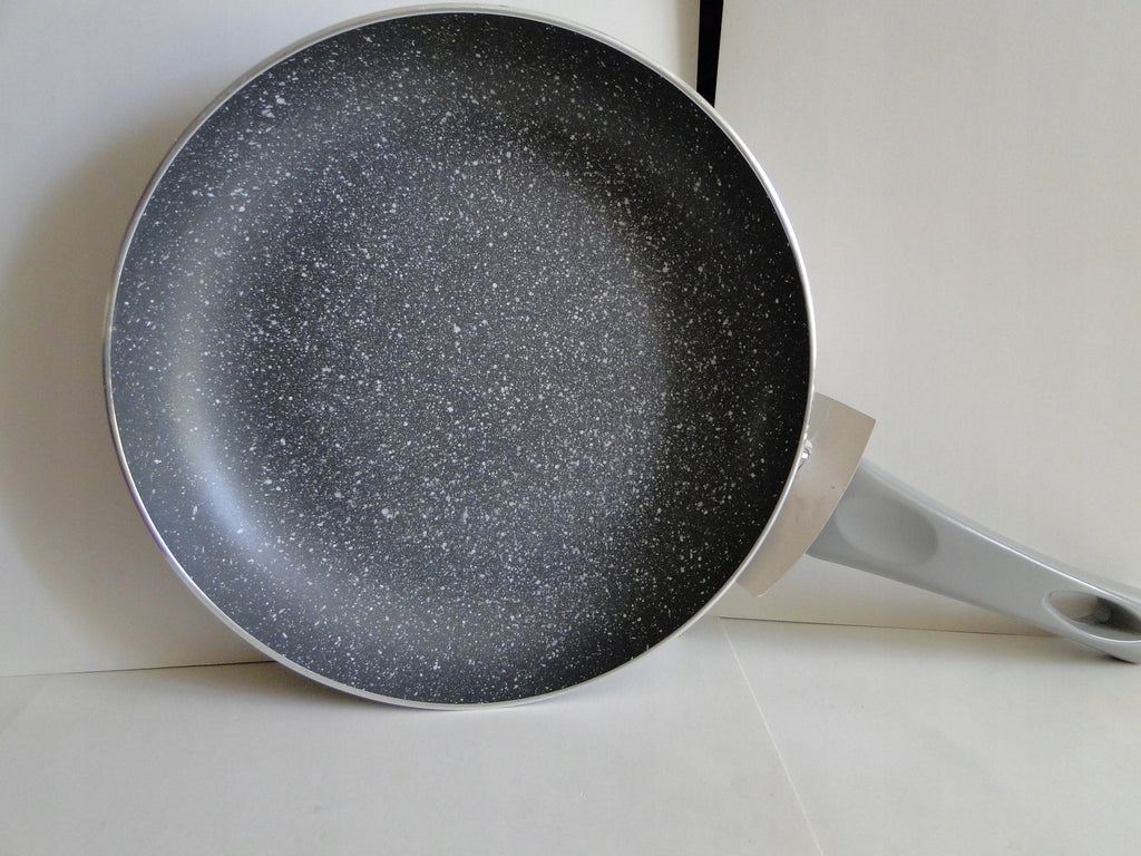 Patelnia tradycyjna Ambition 12 cm non-stick (nieprzywierająca)