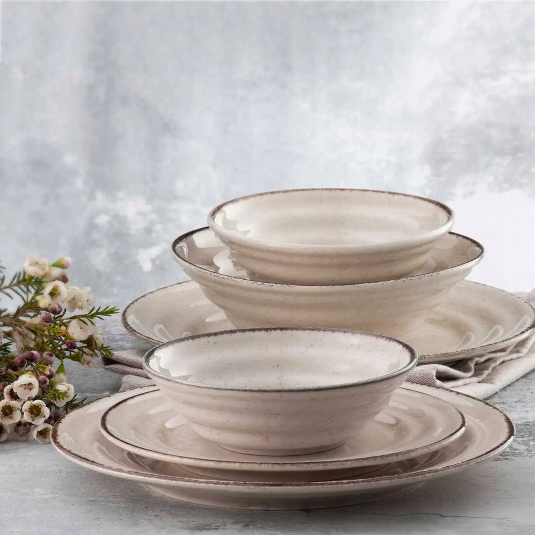 Salaterka Ambition Arte 15 cm beżowa