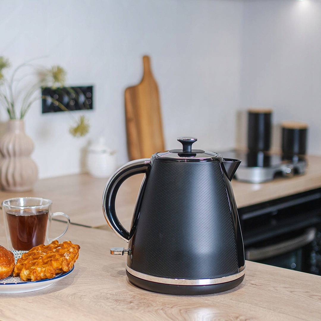 Czajnik elektryczny Optimum CX4004 2200 W 1,7 l czarny
