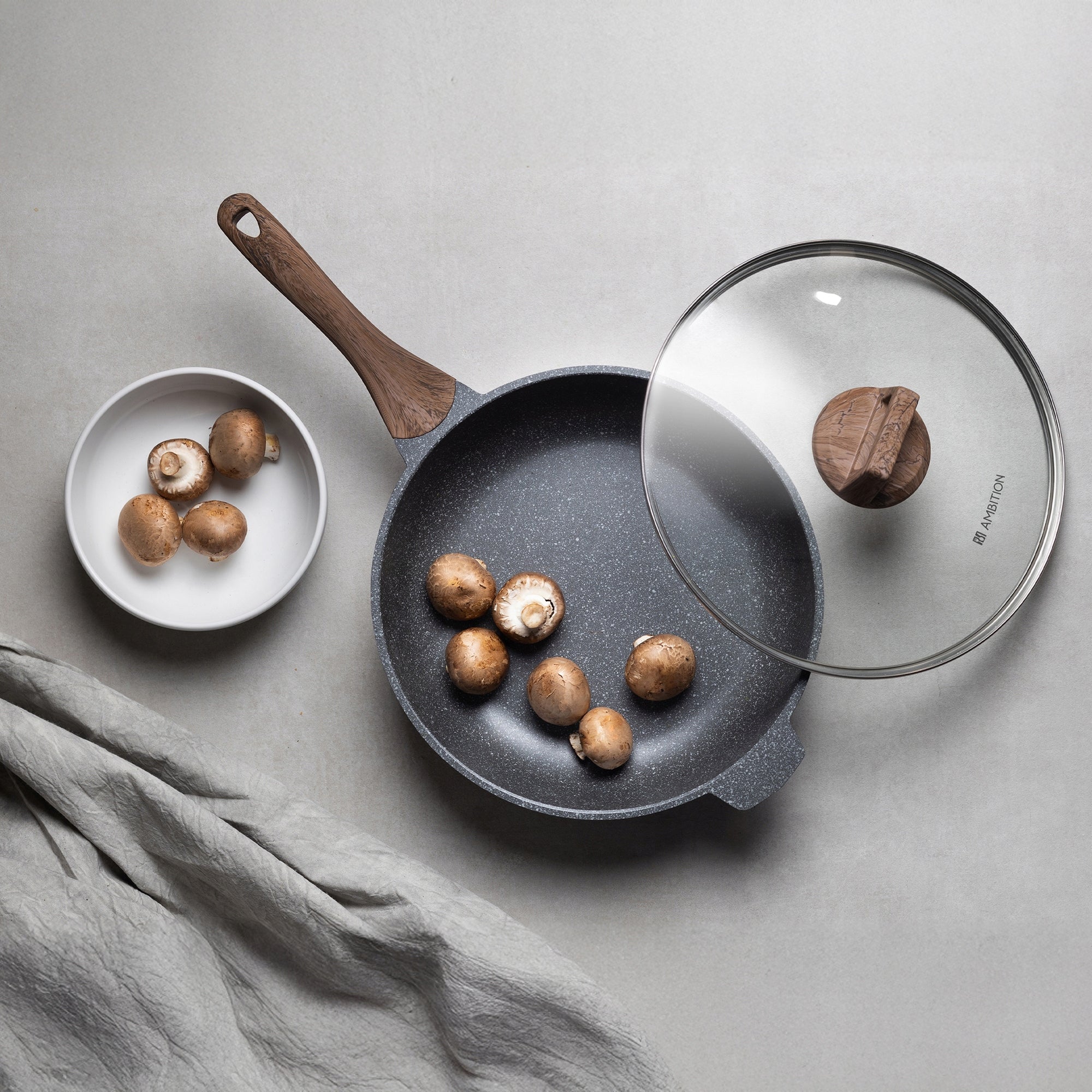 Patelnia tradycyjna Dajar 28 cm aluminiowa